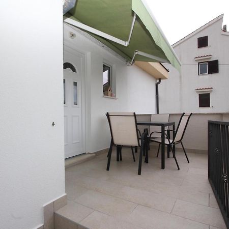 Apartments Vesna Punat Exterior photo