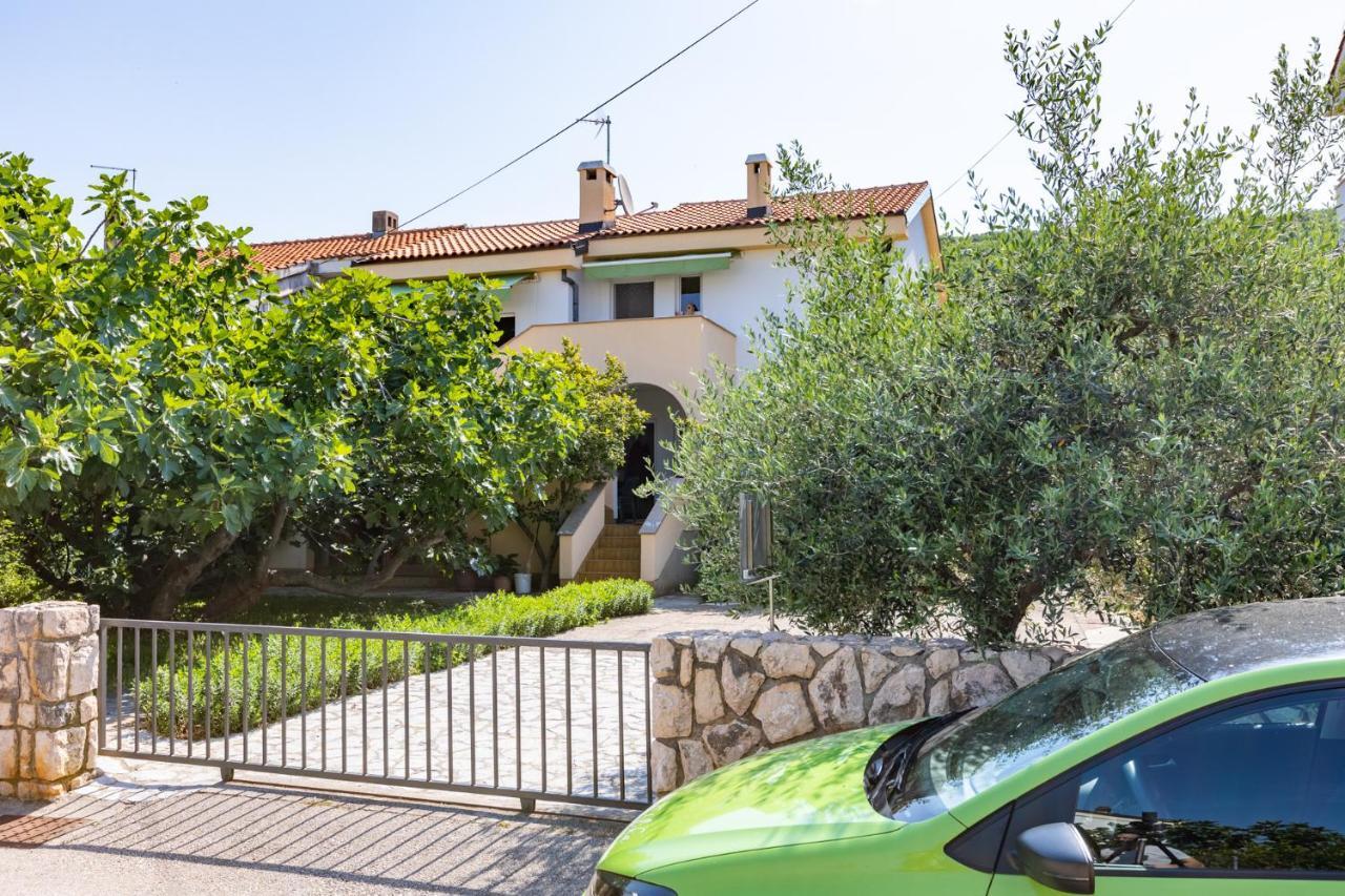 Apartments Vesna Punat Exterior photo