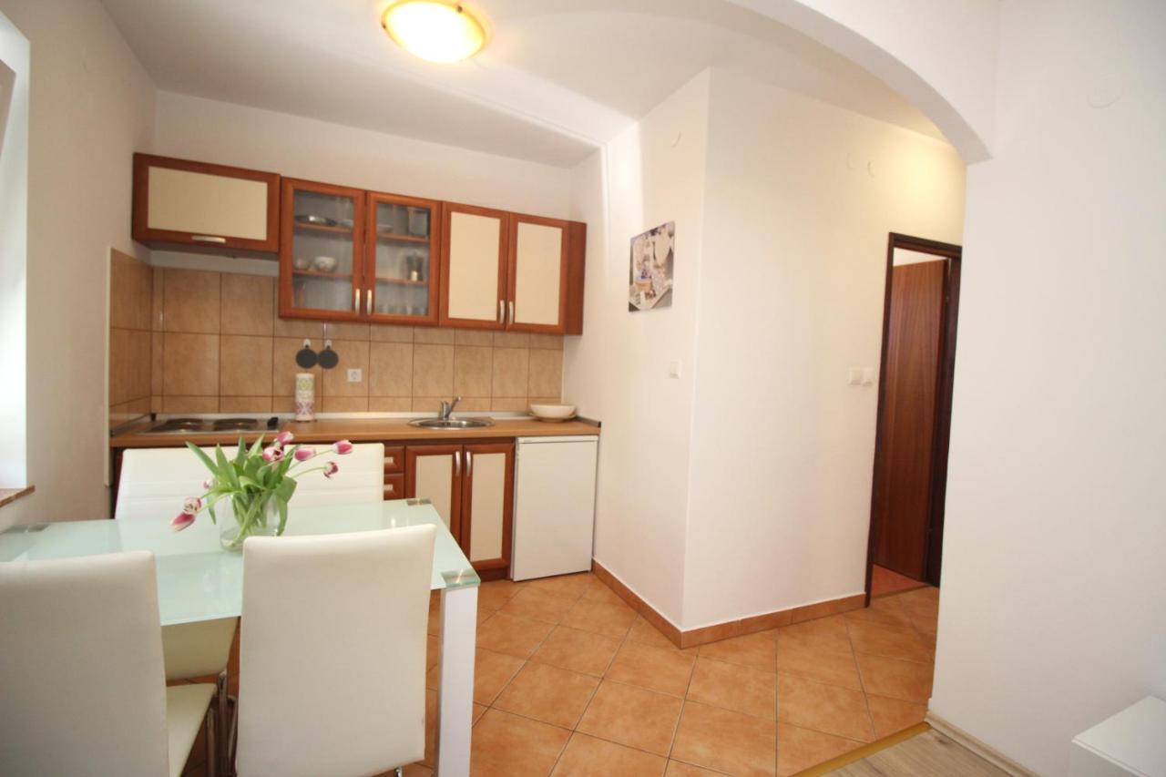 Apartments Vesna Punat Exterior photo