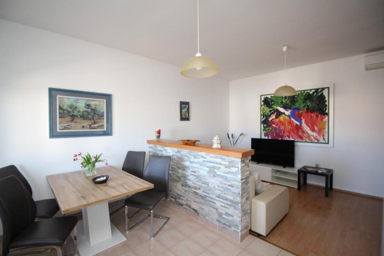 Apartments Vesna Punat Exterior photo
